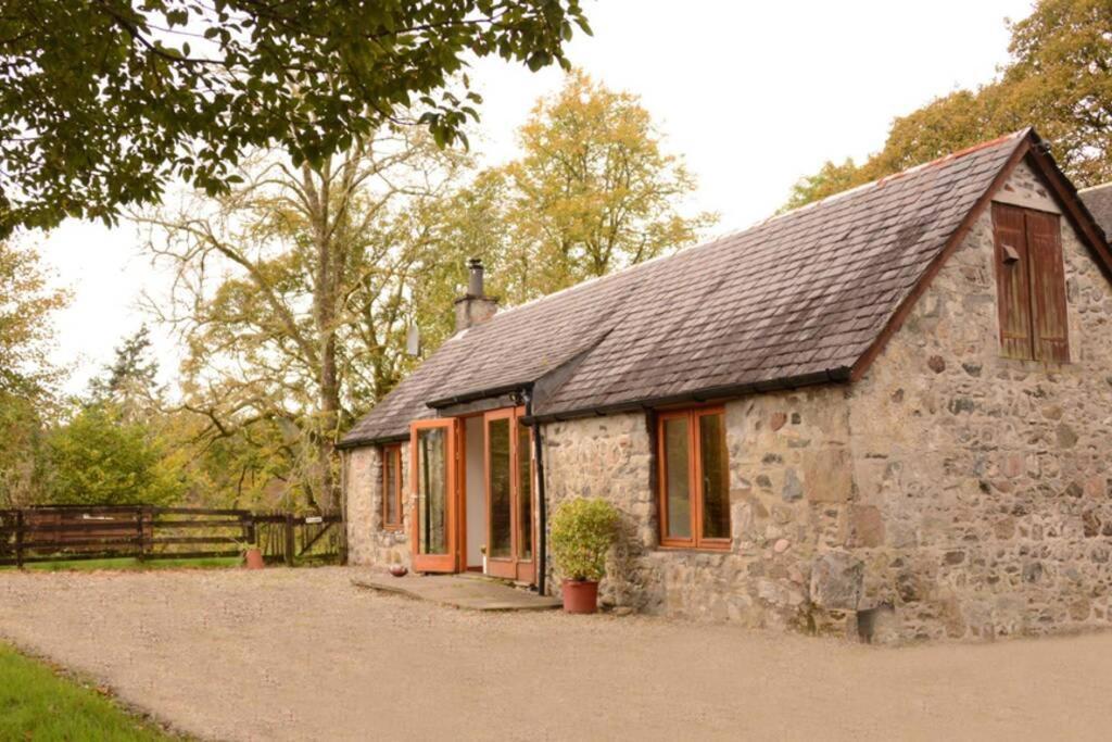 The Cottage Gairlochy Spean Bridge Extérieur photo